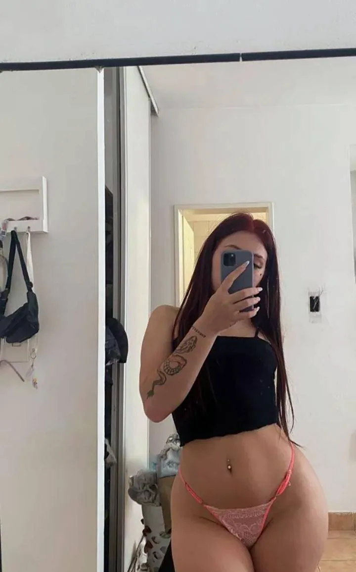 Girl_Lovisa